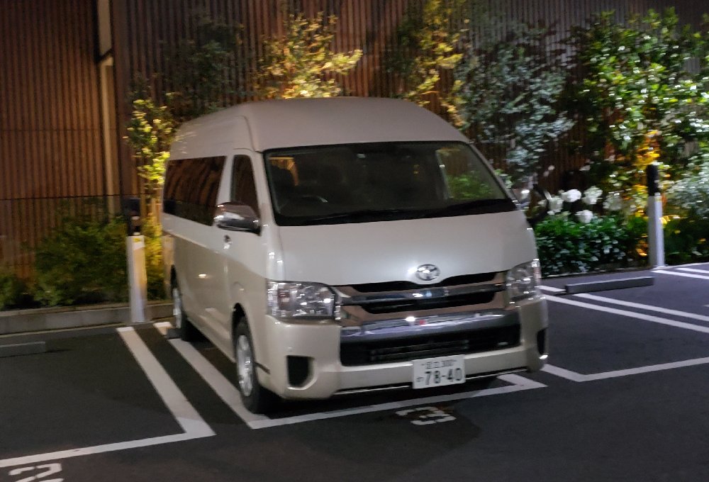 マイクロバス