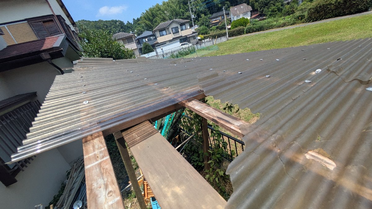 木の物置解体